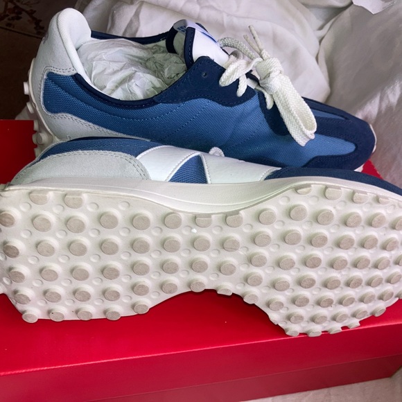 New Balance Navy and White VINTAGE 327 Athletic Shoes - Picture 10 of 10